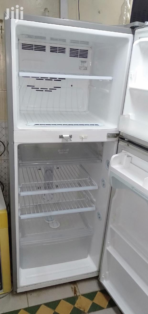 Lg Refrigerator - thumbnail 3