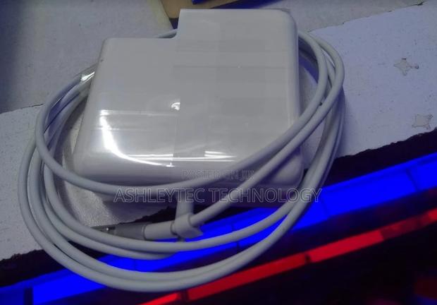 New Macbook Charger - main view