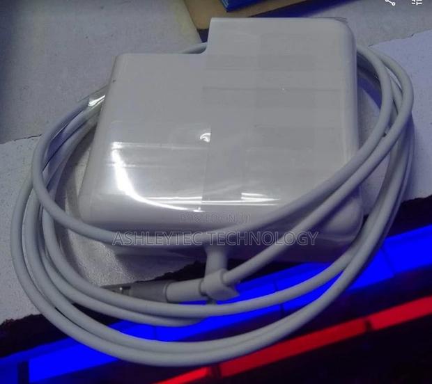 Macbook Charger Magse2 - main view