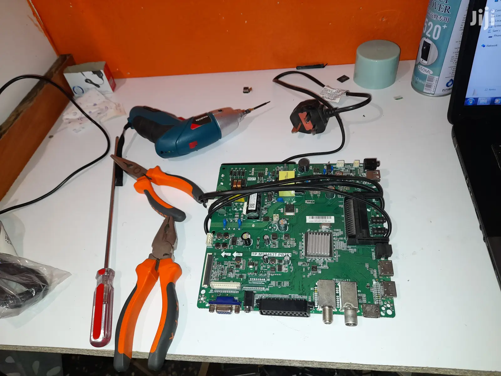 Tv Technician. Wall Mounting.TV Repair, Lights , Motherboard