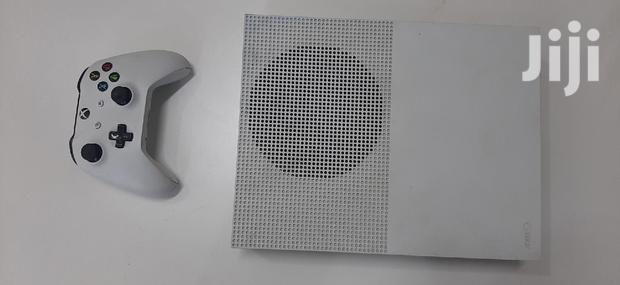 White Xbox One S