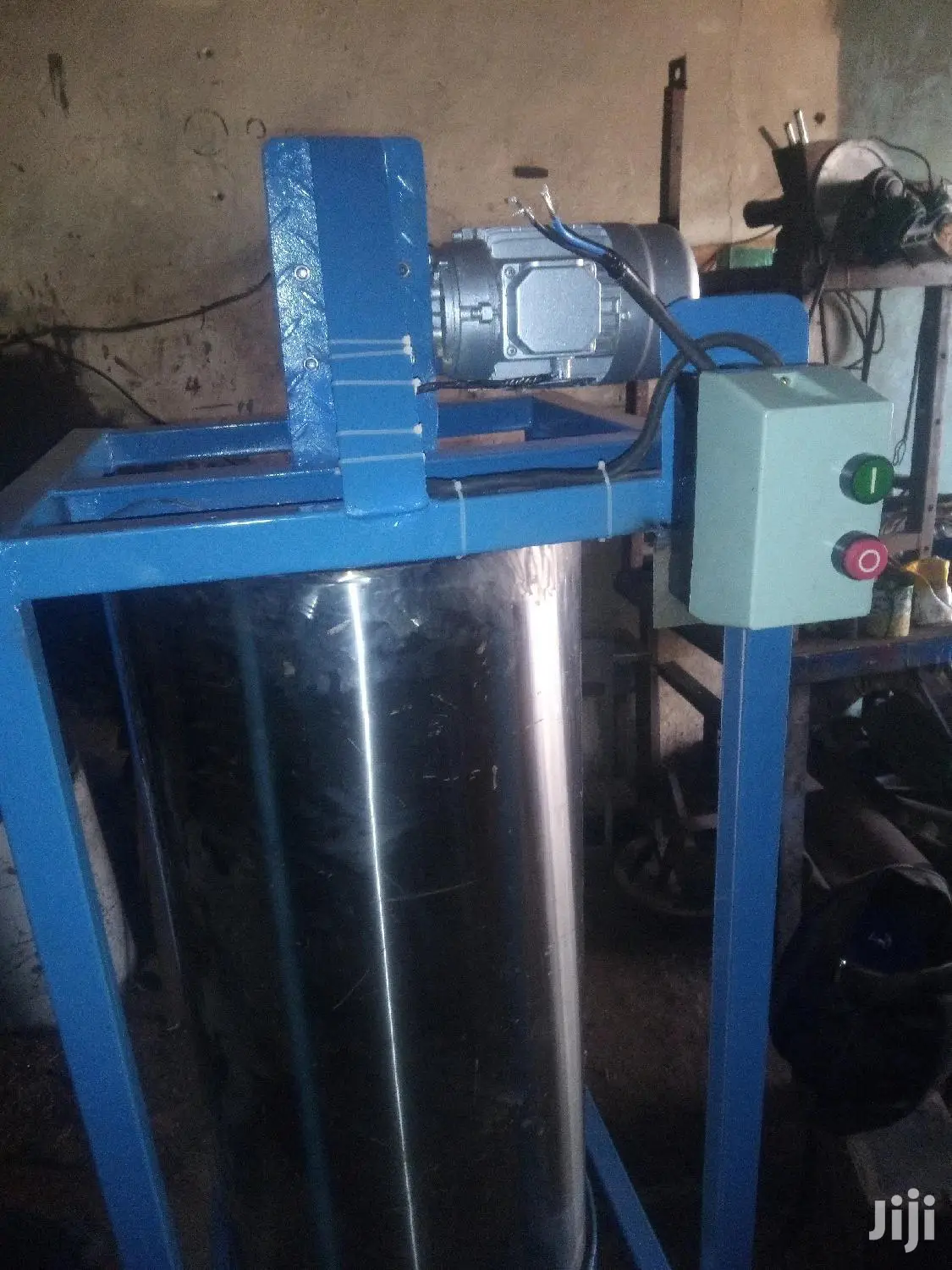 Liquid Detergent Mixer Machine