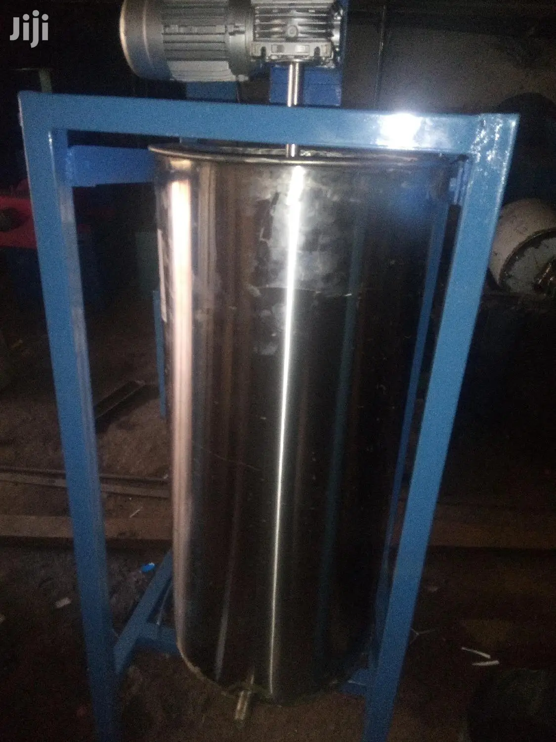 Liquid Detergent Mixer Machine