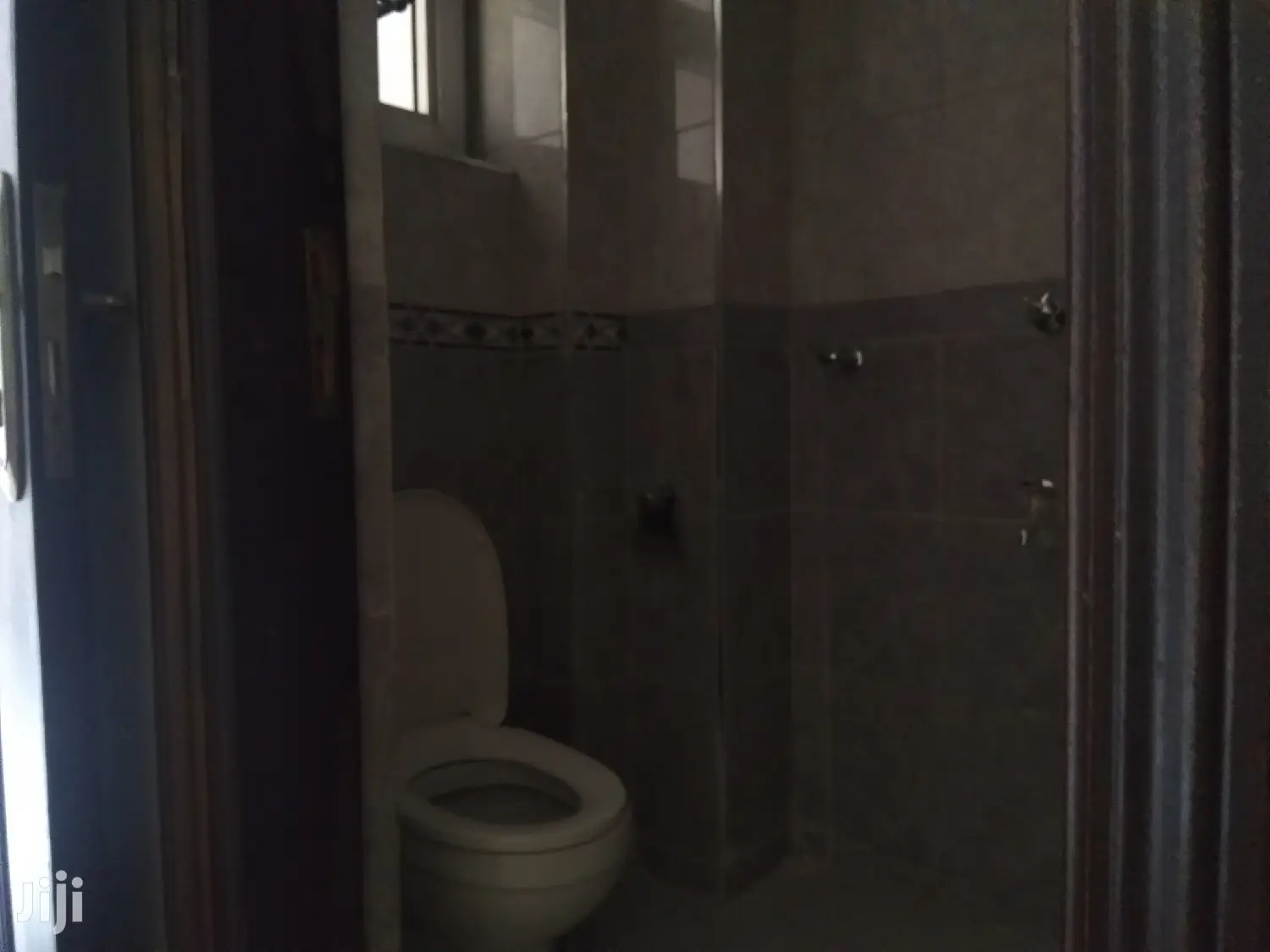 4bedroomed With Dsq Lavington Elomoro Rd