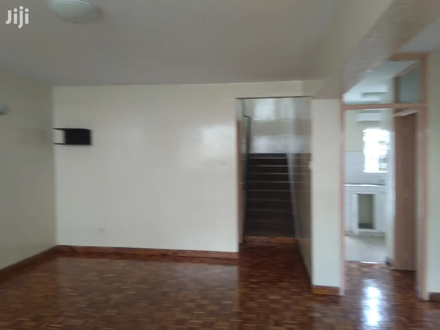 4bedroomed With Dsq Lavington Elomoro Rd