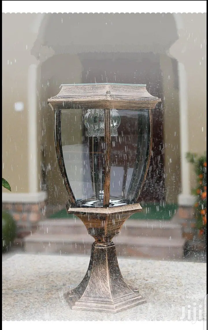 Solar Powered Pillar Lights