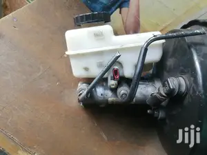 Nissan Navara/Hardbody Brake Booster/Master Cylinder.