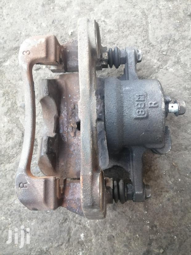 Toyota Premio 260 Brake Caliper. - thumbnail 2