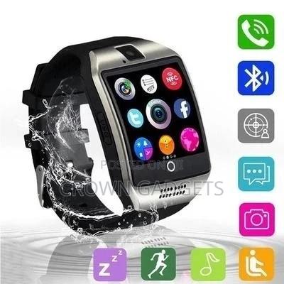 Q18 Smart Watch - main view