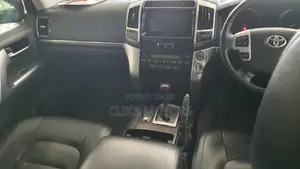 Toyota Land Cruiser 2012 Black