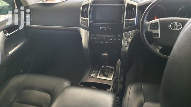 Toyota Land Cruiser 2012 Black - thumbnail 2
