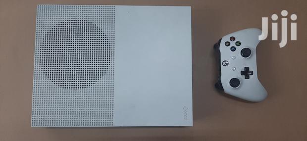 Ex UK Xbox One S - main view