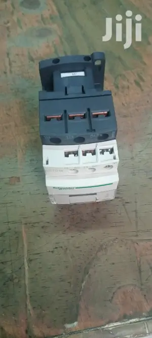 Contactor Schneider