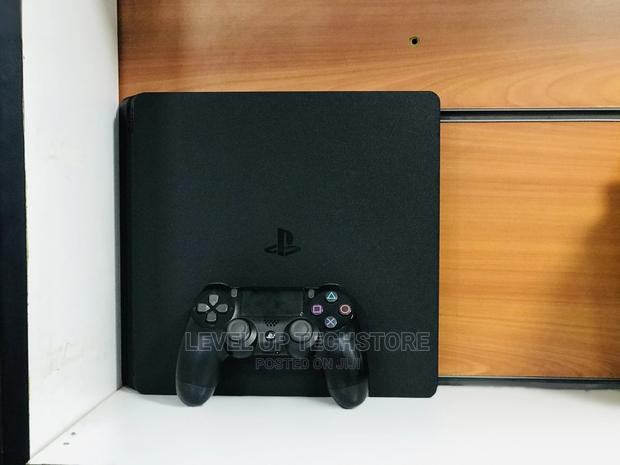 PS4 Slim 500gb Ex Uk Preowned Console - Pristine Condition - main view