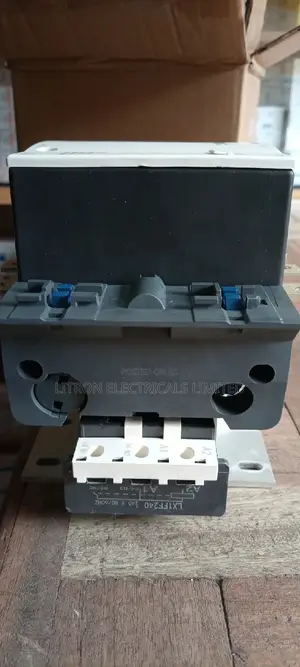 F115 Contacter 200A
