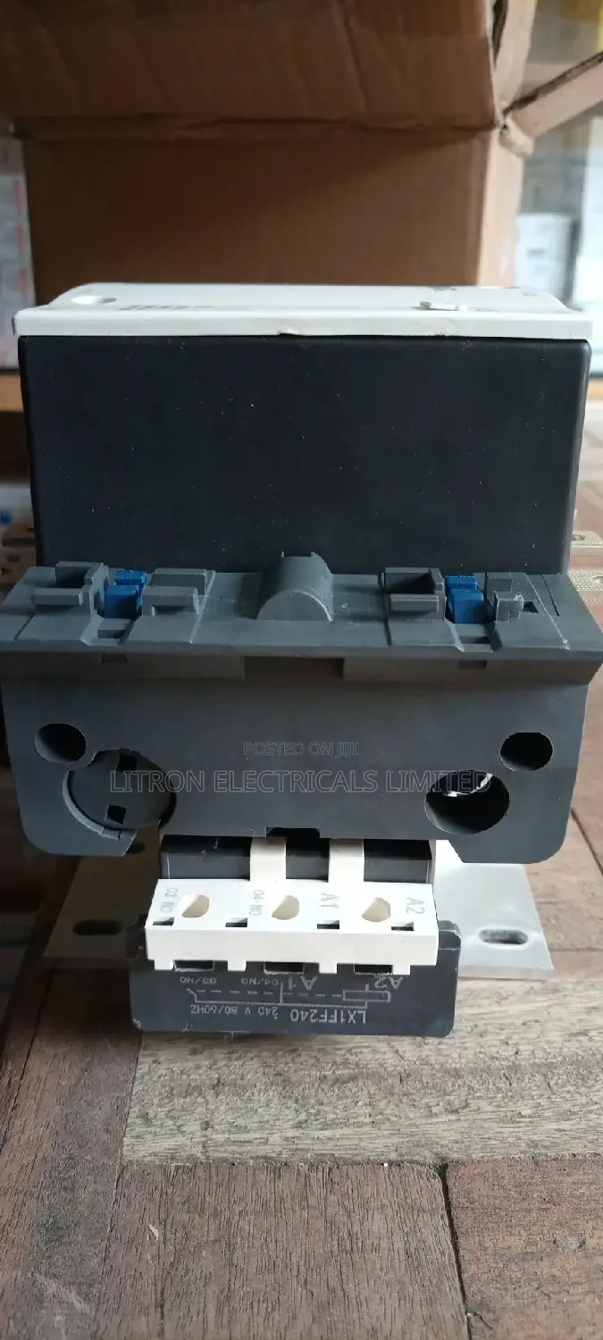 F115 Contacter 200A