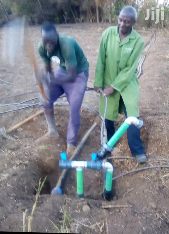 Drip Irrigation Greenhouse Installation