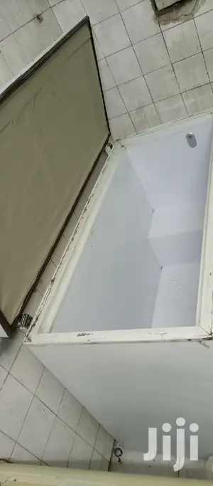 Single Door Freezer