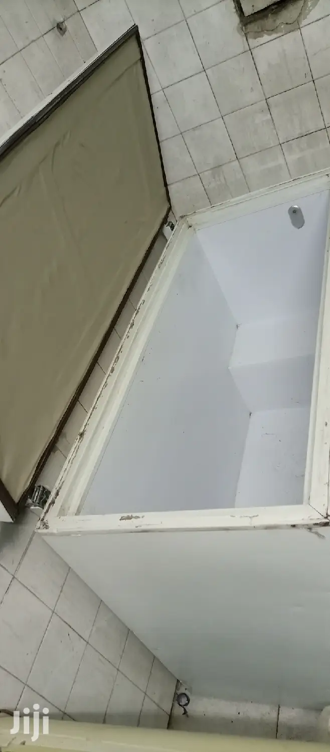 Single Door Freezer