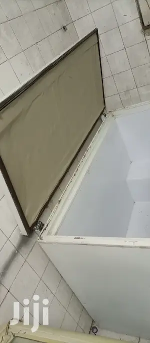Single Door Freezer