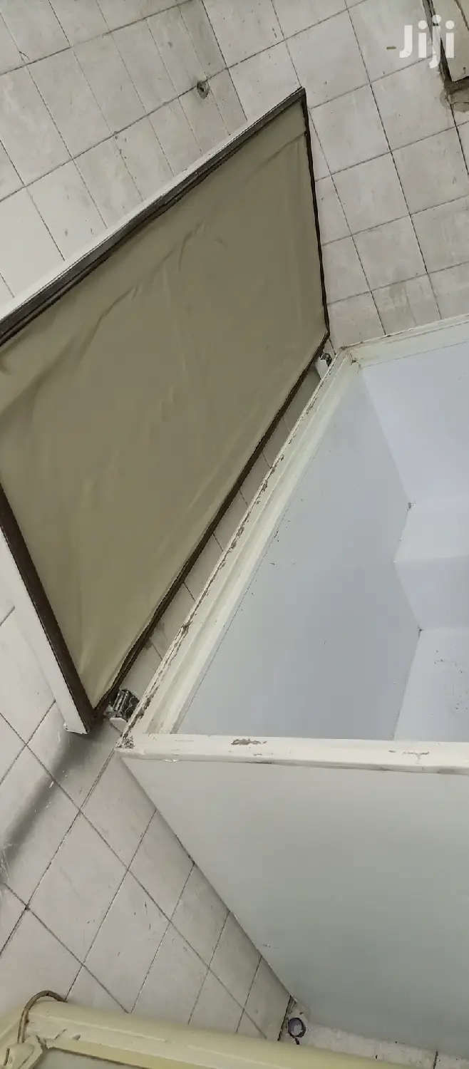 Single Door Freezer