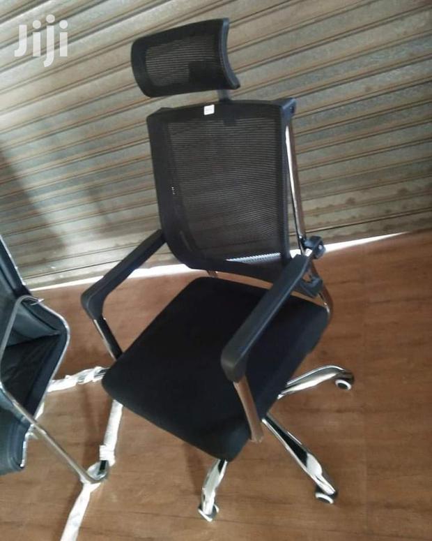 Comfy Headrest Office Chair