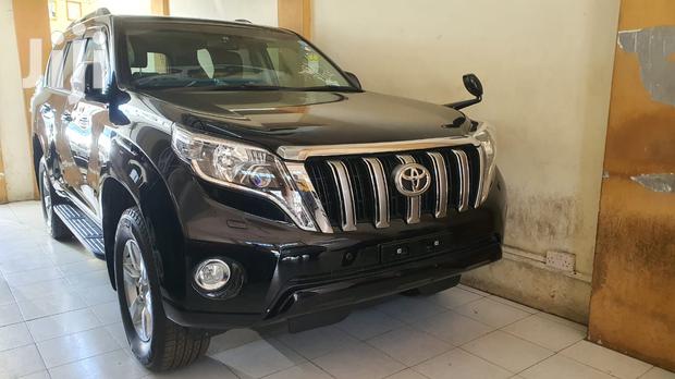 Toyota Land Cruiser Prado 2017 Black