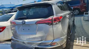 Toyota RAV4 2019 Silver