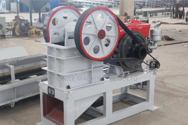 PE150*250 250*400 Diesel Jaw Crusher - main view