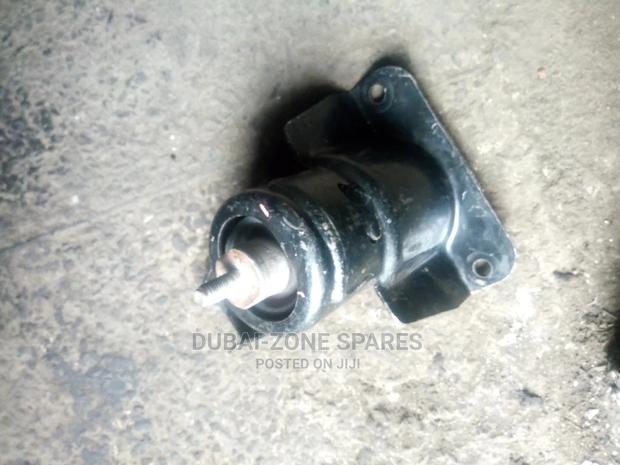 Engine Mounts Zuzuki Splash. - thumbnail 3