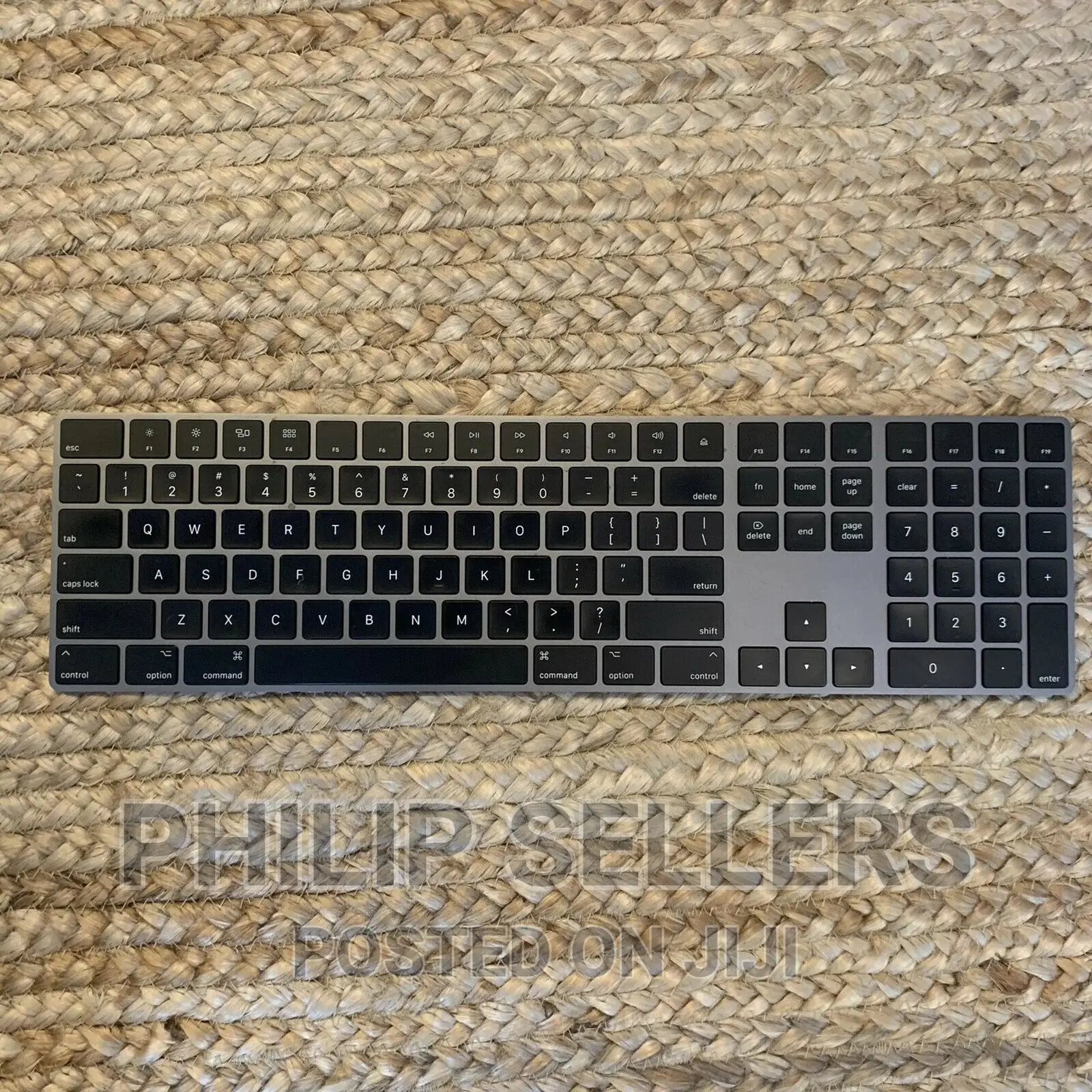 Apple Wireless Magic Keyboard With Numeric Keypad