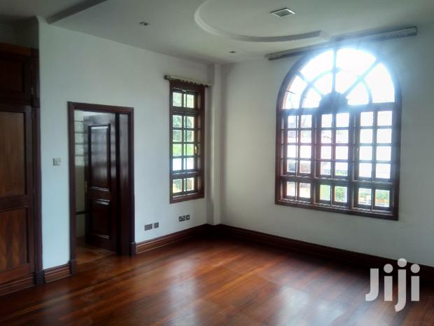 7bedroomed Mansion Off Thigiri Rd - thumbnail 5