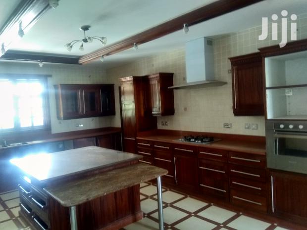 7bedroomed Mansion Off Thigiri Rd - thumbnail 6