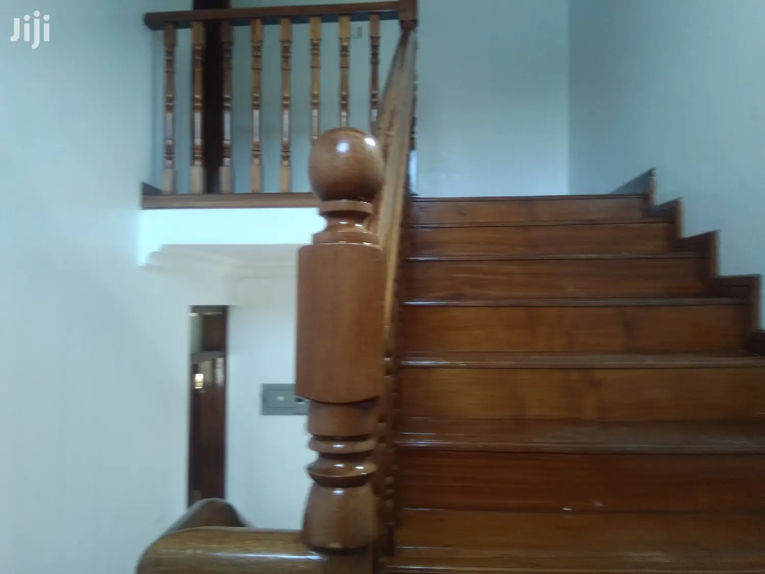 4bedroomed , 2dsqs Off Thigiri Rd