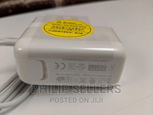 Macbook Air Magsafe 2 45W Power Charger Apple 45 Watt A1436