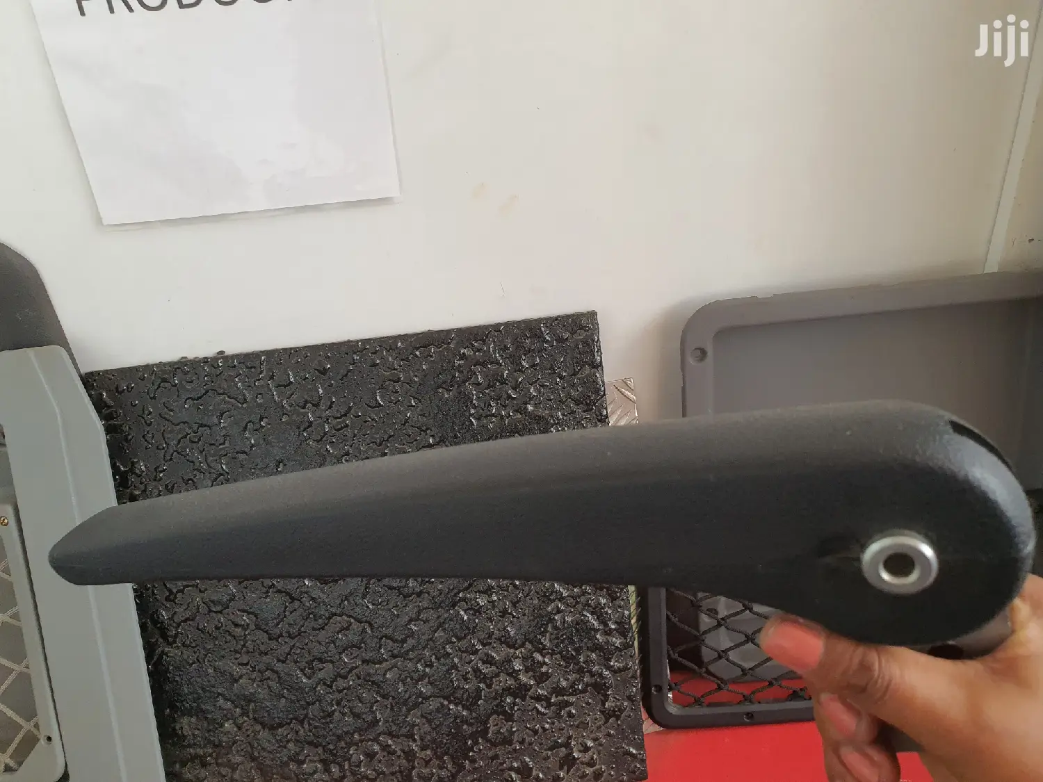 Armrests for Quick Sale in Nairobi