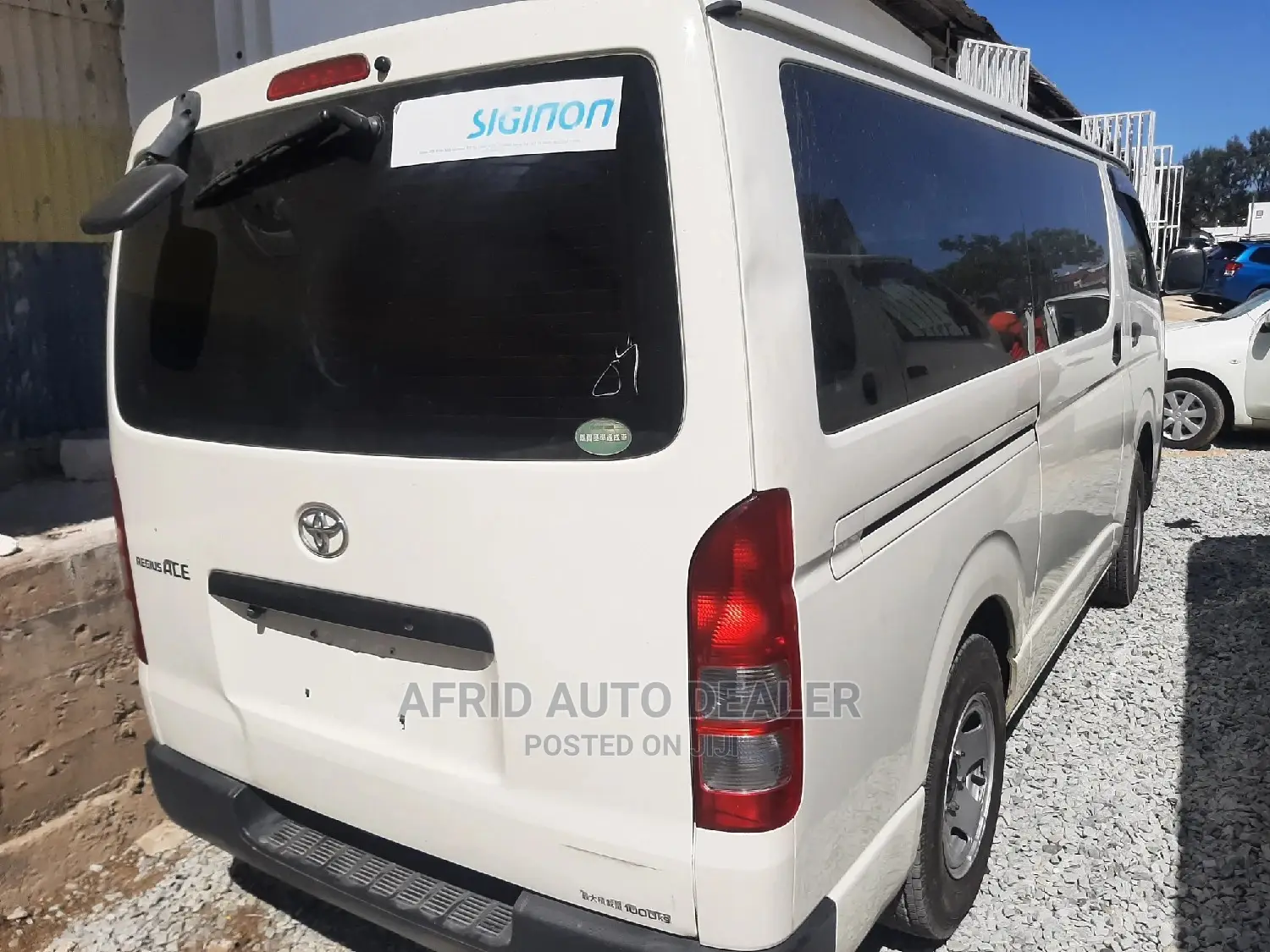 Toyota Hiace 7L Manual Petro