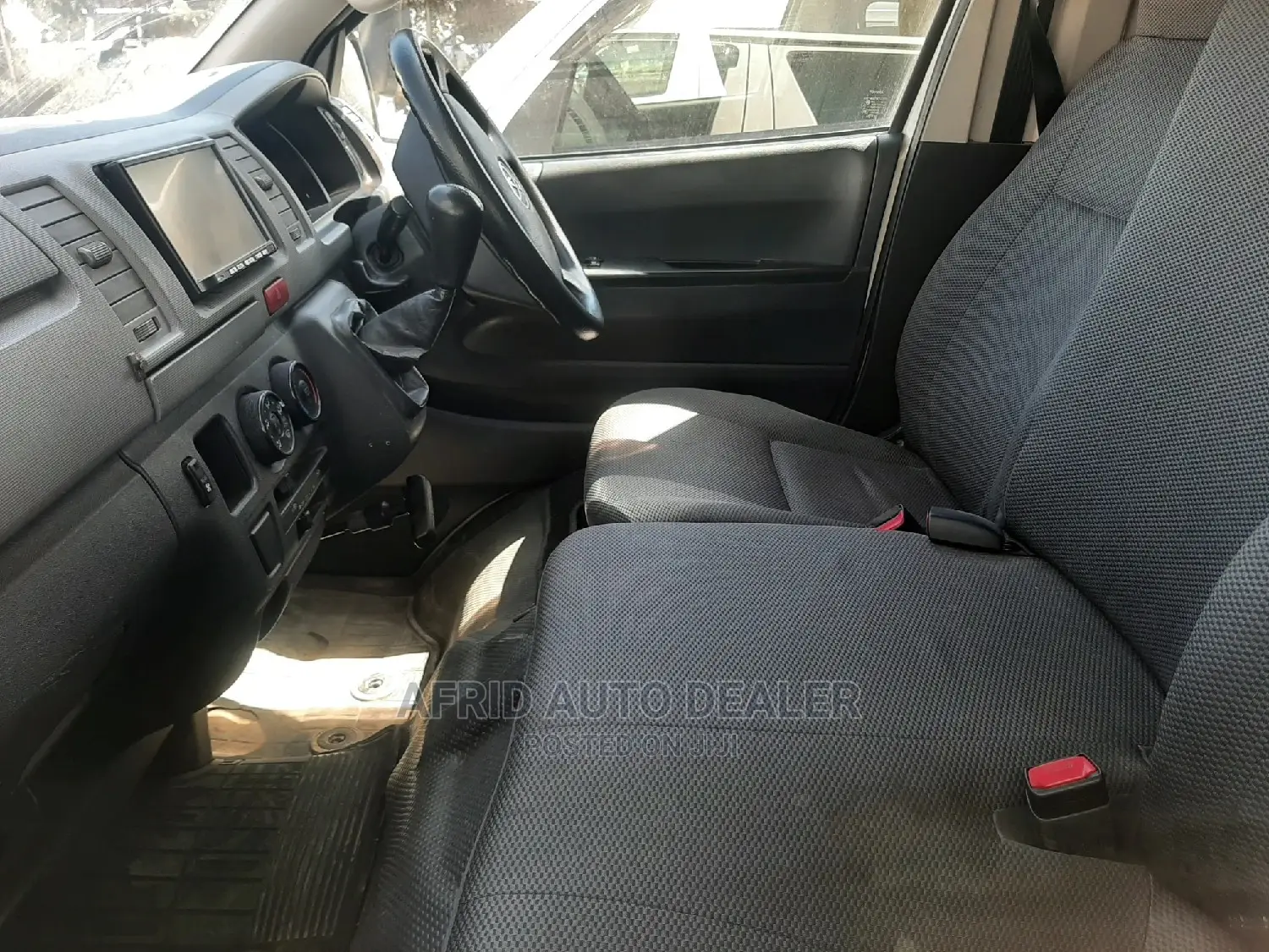 Toyota Hiace 7L Manual Petro