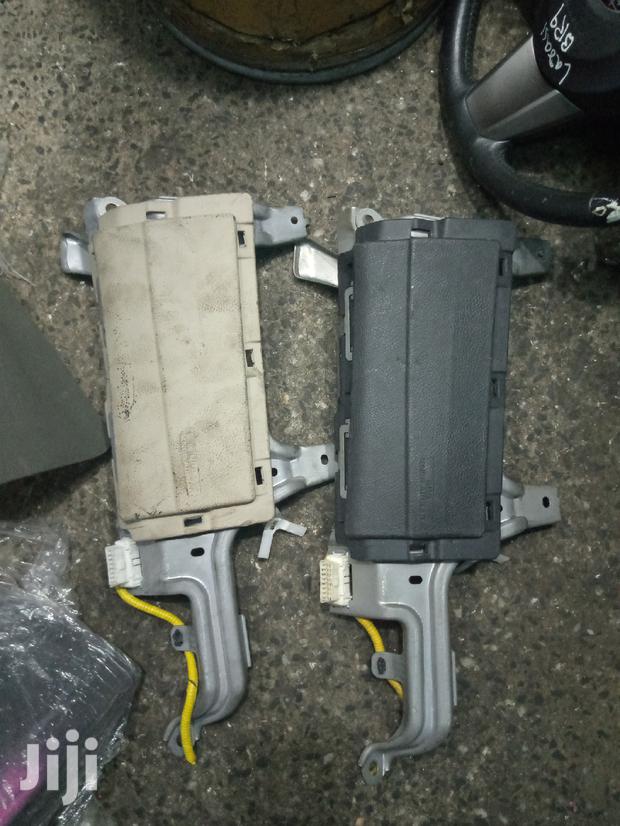 Knee Airbag Harrier - main view