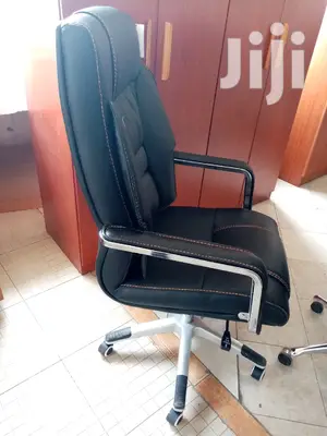 Leathertte Office Chair