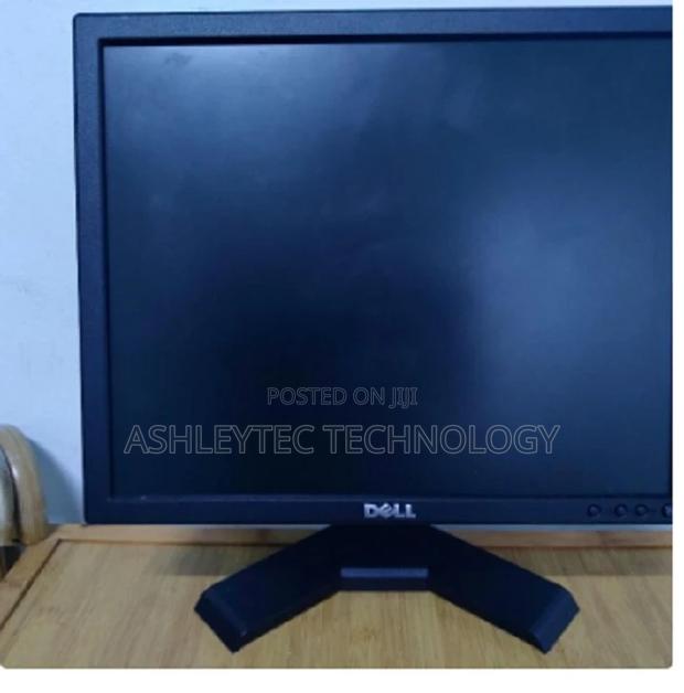 Dell 17 Inches Monitor