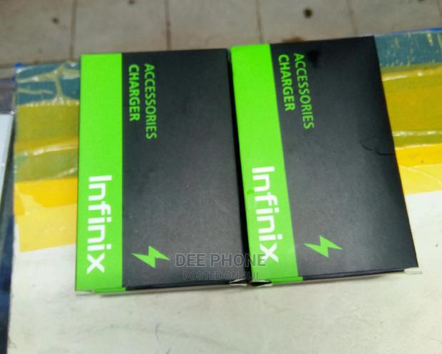 Infinix Smartphone Charger - main view
