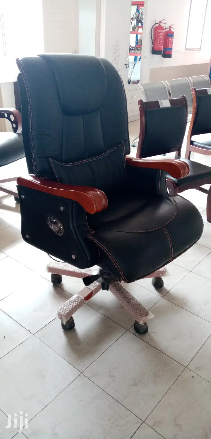 Executive Office Chair
