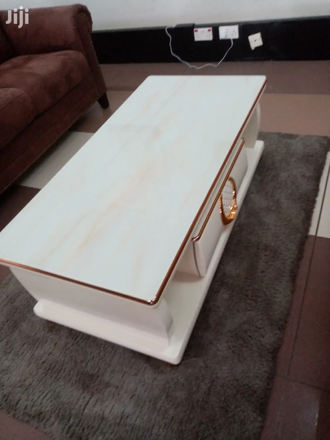 Ideal Coffee Table