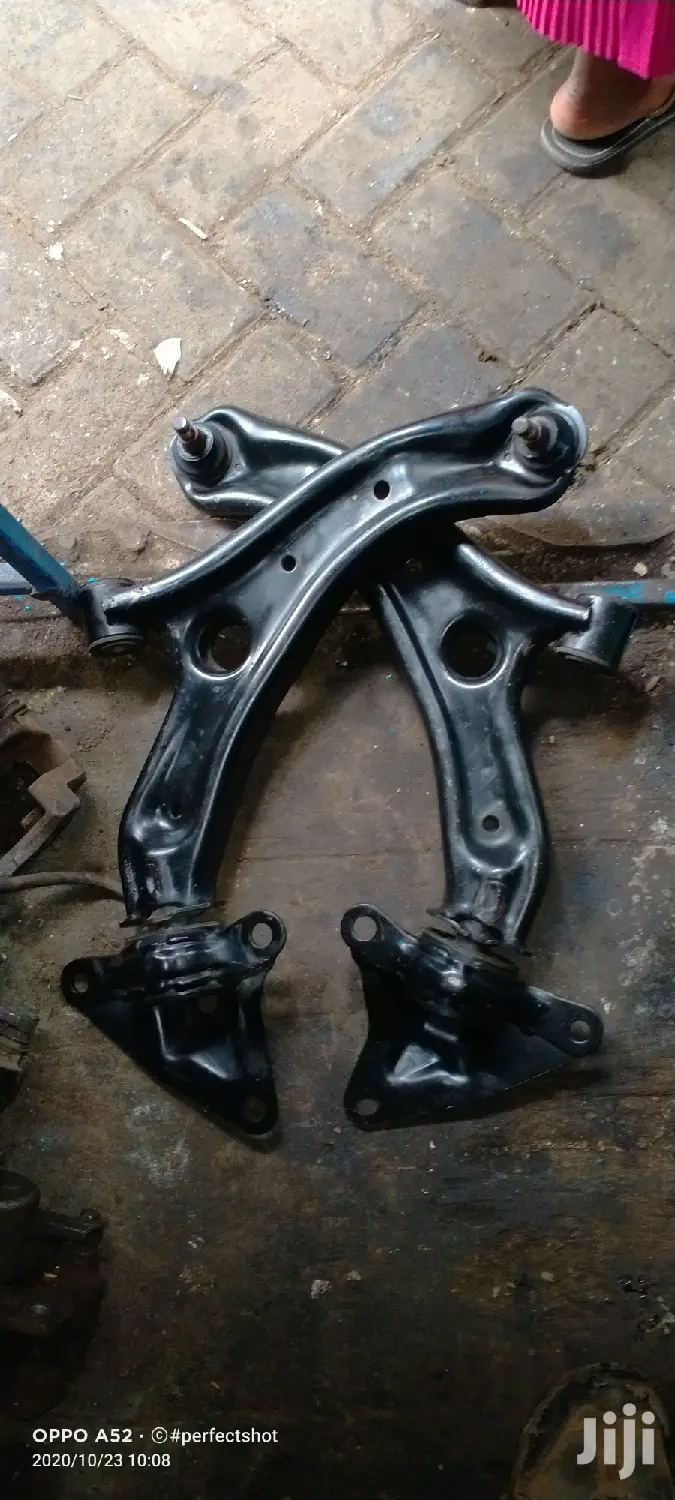 Control Arm Honda Fit