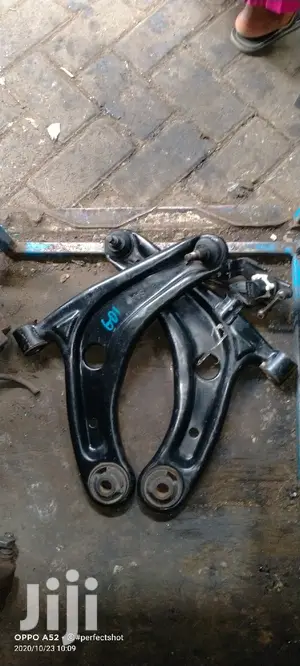 Control Arm Honda Fit