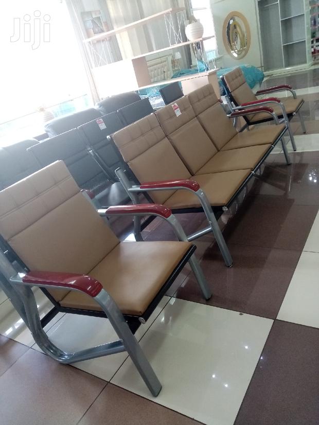 Lounge Waiting Bay