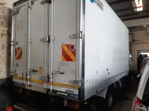 Isuzu ELF Truck 2017