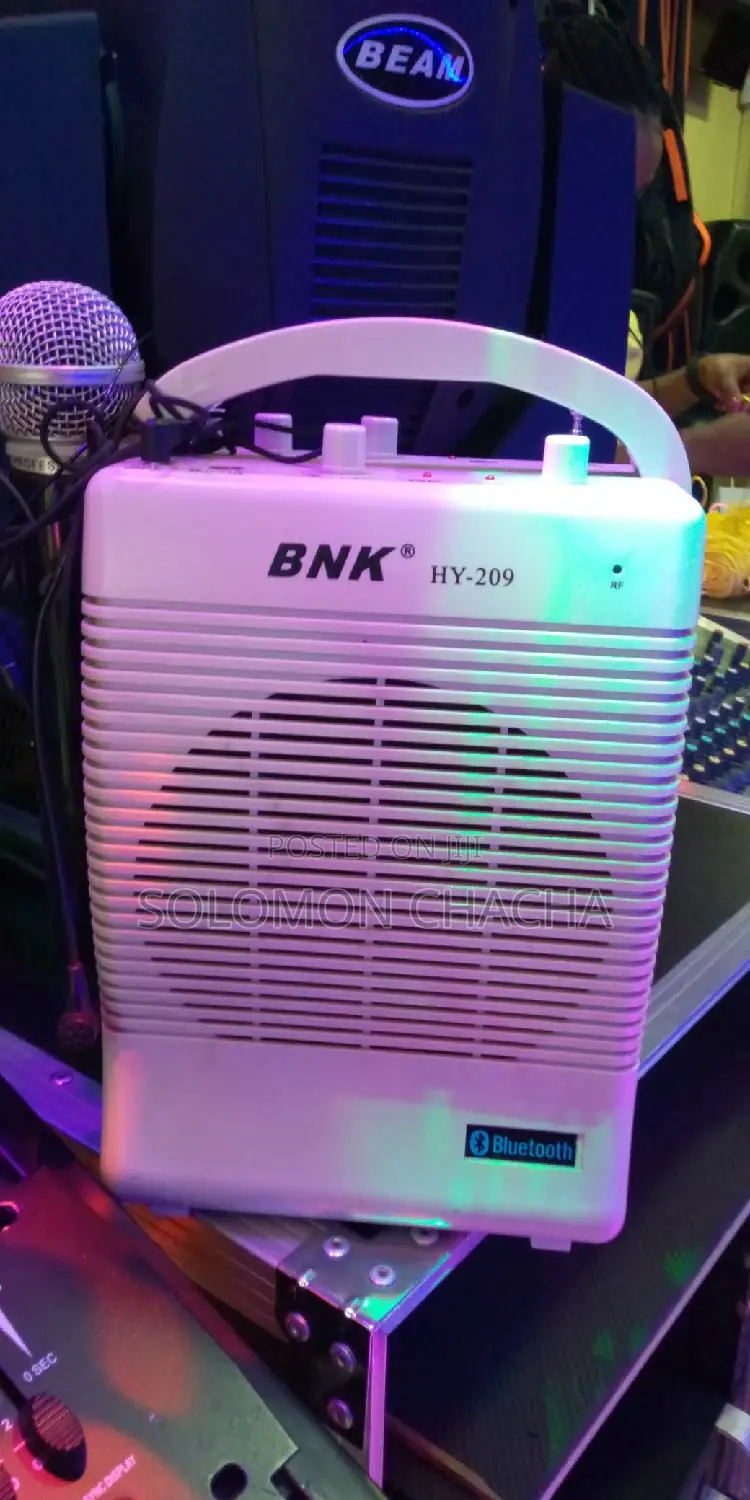 BNK HY 209 Karaoke Speaker Music Singing Machine