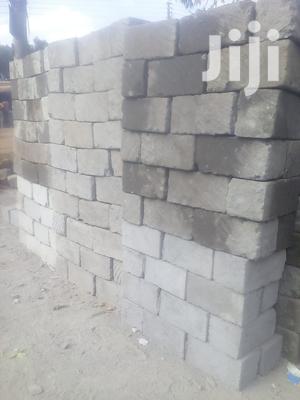 Machine Cut Stones - thumbnail 2